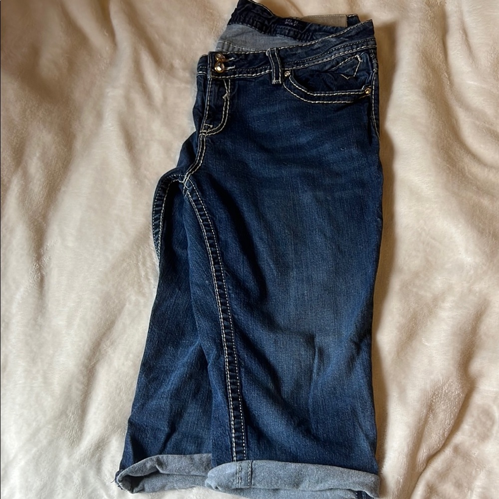 Vigoss Indigo Cropped Jeans
